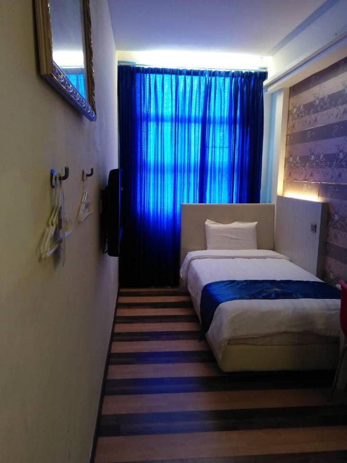 4Orty Inn Bintulu Luaran gambar