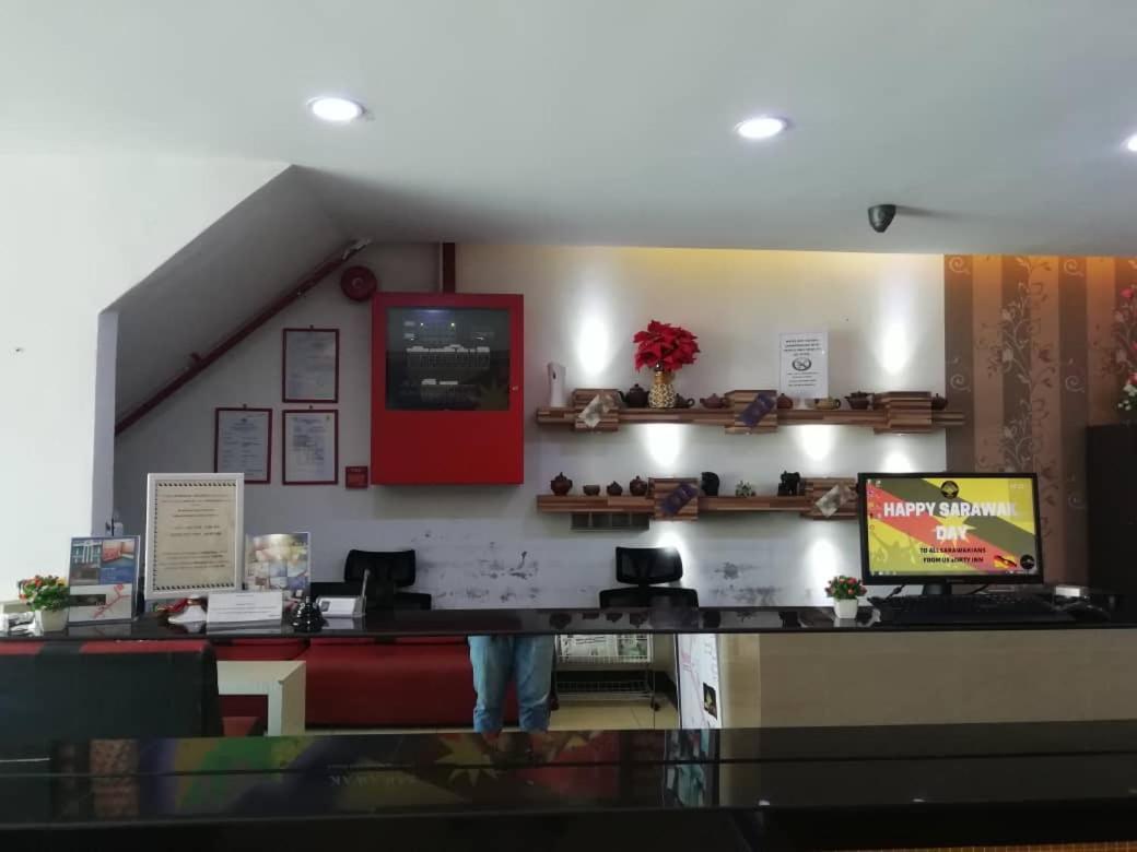4Orty Inn Bintulu Luaran gambar